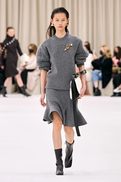 Look 40